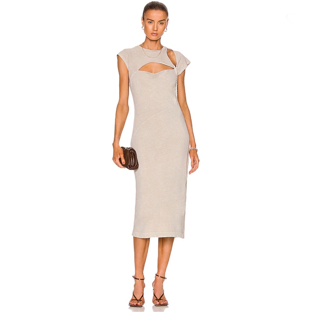 Noam Slash Dress in Oat